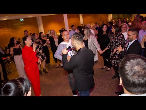 МАКЕДОНСКА ПРОСЛАВА СО АНЕТА И ГРУПА МОЛИКА