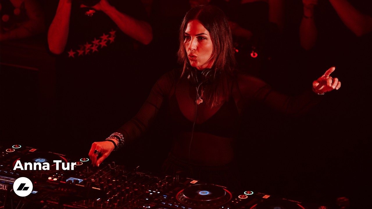 Anna Tur @ Studio Club (Malaga), Drumcode Night / Techno DJ Mix