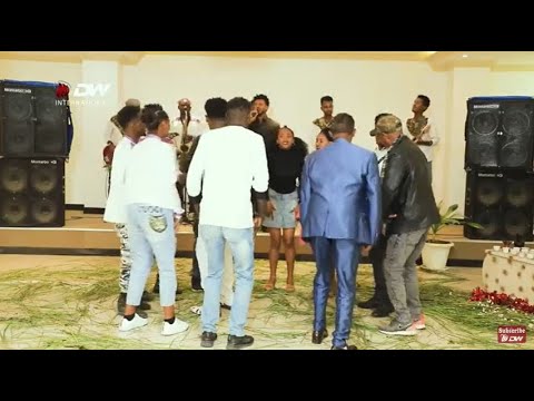 DW TV  ድምፃዊ በሪሁ መሓሪ - ኣታ እዛ ውነይ  Berihu Mehari