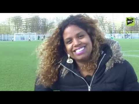 Vrijwilligers bij Zuidoost United: "Je krijgt er veel voor terug!"