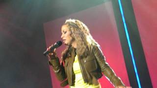 Anastacia - Defeated [Live in Helsink @ Finland 06/06/09]