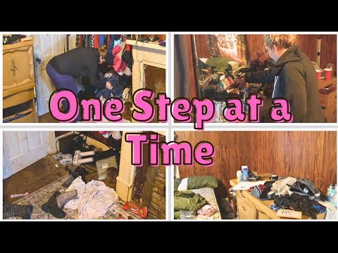 Cleaning Motivation | Cleaning My Bedroom While Battling Anxiety & Depression