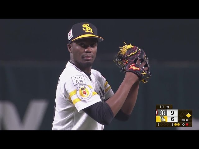 【8回表】開幕へ向けて仕上がり充分!! ホークス・モイネロが2奪三振を奪い3者凡退に抑える!! 2022年3月16日 福岡ソフトバンクホークス 対 阪神タイガース