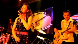 Miss victoria Crown "Drugstore Rock’n roll" ( Janis Martin cover )