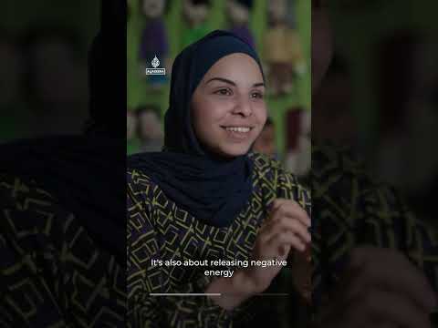 How puppets are helping women and children in Gaza cope with trauma | AJ #shorts