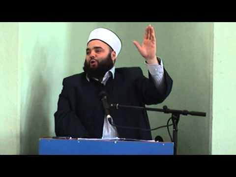 (QESHARAKE) Kau që e mban Tokën