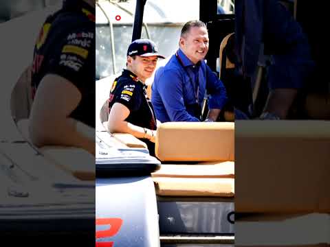 Vader van Max Verstappen crasht in een bos