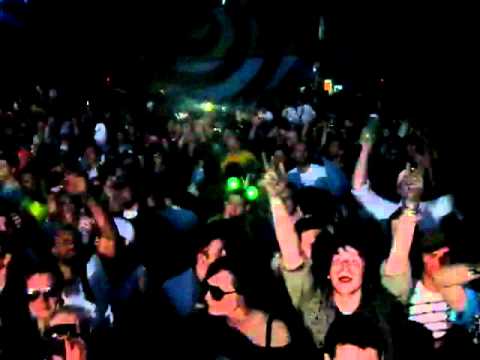 2 Many DJs - Jack Beats ft John B - All Night - Volvo Snowbombing 2011