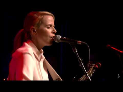 Aoife O’Donovan - Detour Sign (Live on eTown)
