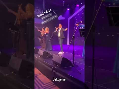 zpěvák Roman Vojtek a INFLAGRANTI trio - Oh Mindy - Karel Gott Jsou svátky