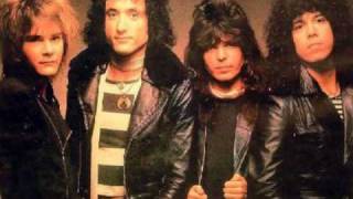 Quiet Riot - Live in Nashville, 1983 - 07 - Stomp Your Hands, Clap Your Feet