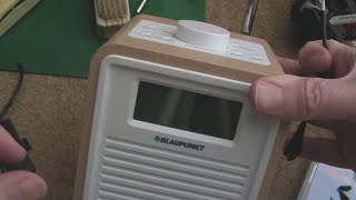 VLOG - Blaupunkt DAB Radio Quick Fix & Back Light Mod