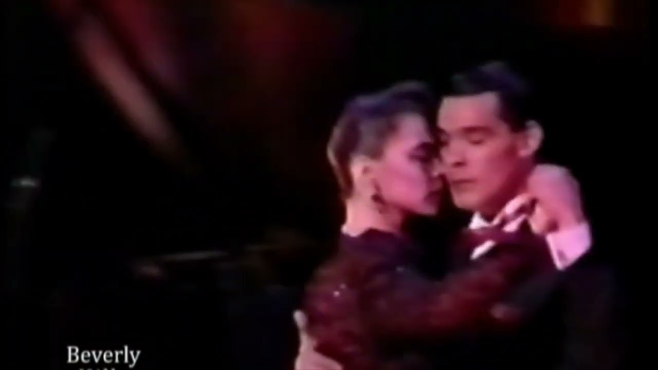 Tango CHIQUE Orq. Osvaldo Pugliese baila Vanina Bilous & A. Aquino  / Japon 1989