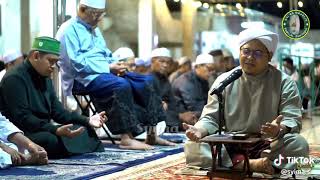 Download lagu Sholawat : Allhumma Taqobbalna siyamana Waqiyamana - Ustad Ilham humaidi mp3