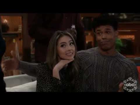 GH 12-22-21 Alexis celebrates Christmas with family and friends p1