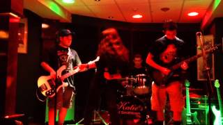 The Trooper- The Wolfpak with Angie Vargas at Katies in Smithtown
