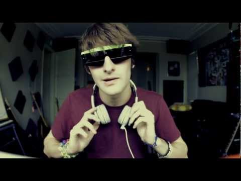 One Direction "What Makes You Beautiful" (Dave Days)