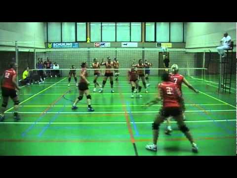 De Meeuwen D1 - Olhaco D1 6-11-2010 deel4-7.mpg