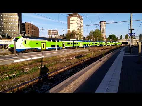 ETR521 037 Trenord - Milano Porta Garibaldi - 27/04/2023