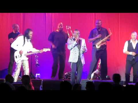 Earth, Wind, Fire: "My Promise" (newer song) Live at Fantasy Springs--Indio, CA 2014