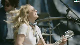 Aly &amp; AJ - Tear the Night Up (Live at BeachLife)