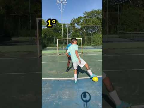 3 Dribles fáceis para fazer no futsal 🔥🔥⚡️#futebol #futsal