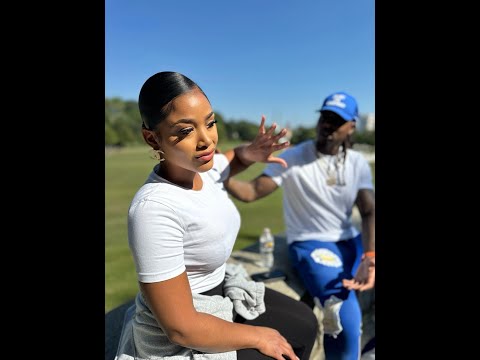 When Erica meets up with D to ask for help