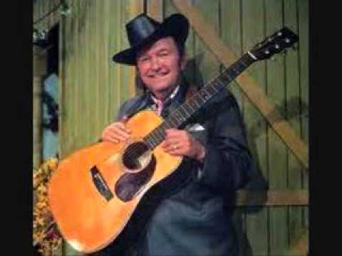 Lester Flatt & The Nashville Grass -  She's A Little Bit Country