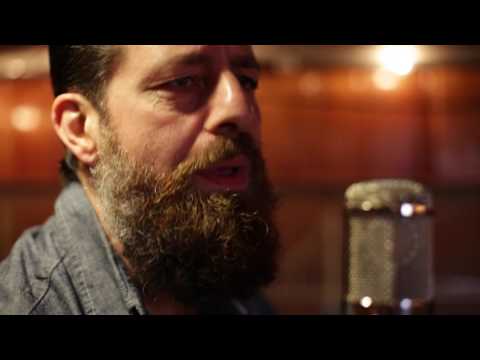 Sean Rowe: Somebody's Baby | Peluso Microphone Lab Presents: Yellow Couch Sessions