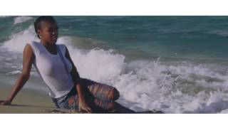 PARIS D. BEACH VIDEO