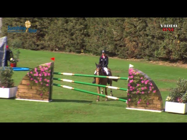 Half-brother of the mother of this embryo is the CSI 1.60m horse Hocus Pocus de Muze with rider Lisa Nooren.