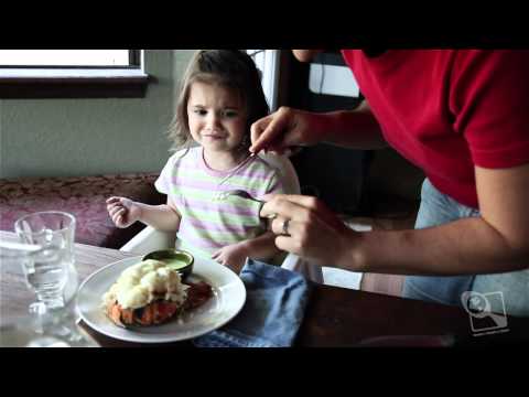 Ava eats Kiribati (Global Table Adventure)