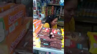 Download lagu Tante montok di warung mp3 Download lagu Tante montok di warung mp3