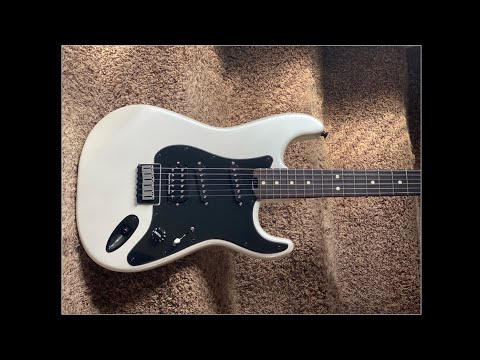 Jake E Lee Charvel So Cal Pro Mod MIM guitar discussion