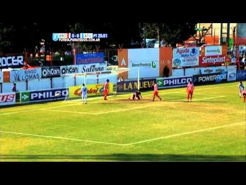 Rodríguez no pudo superar a Gagliardo. Los Andes - Atlético Tucumán. Fecha 20. B Nacional 2015