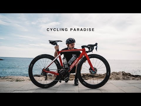 CYCLING IN PARADISE