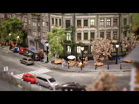 Märklin H0 Anlage mit Altstadt und Car-System