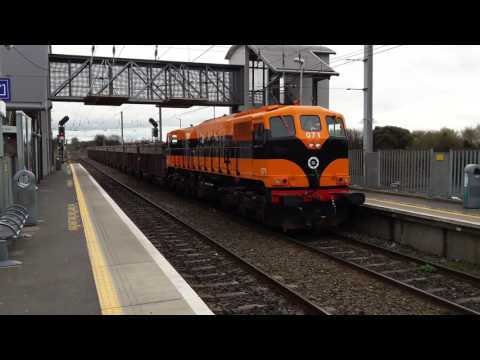 Retro Livery 071 + Taras @ Clontarf Rd