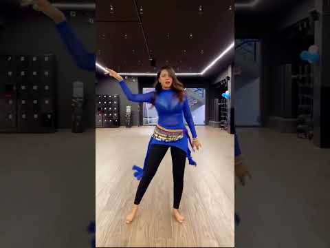 #dance #rose #khadija #love #vlog #flowers #music #duet #keşfet #keşfet #minivlo