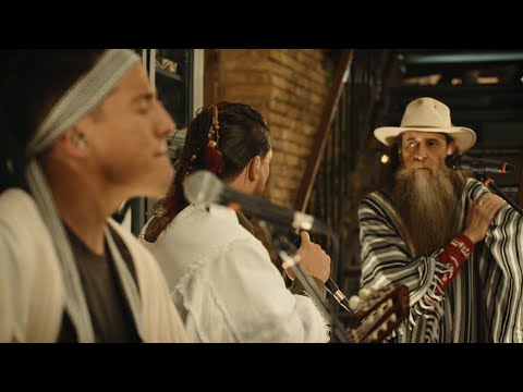 Trovador de Nuevos Tiempos - Néstor Ló & Los Caminantes feat. Francisco Russo