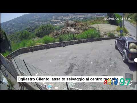 Ogliastro Cilento, assalto selvaggio al centro raccolta