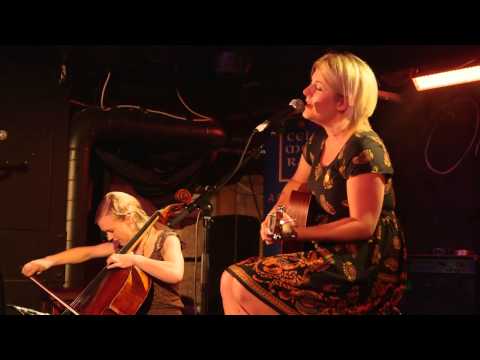 Vivien Scotson Live at Oran Mor with Laura Durrant 5th September 2014.  "Train Tracks"