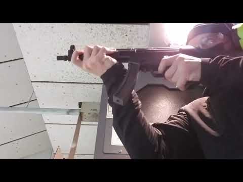 Heckler & Koch MP5 9mm fully auto (classic)