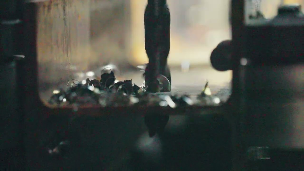 ドリルバンドソーのムービー再生ボタン