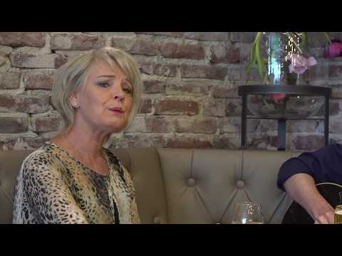 LAAT ME DROMEN  -  HELEN LIEBERS & DICK VAN ALTENA  [Officiële videoclip]