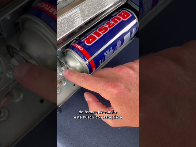 Vídeo relacionado con Aspes Cocina Gas Butano 3 Zonas de Cocción, Blanco AKG3500PB. Control Manual, Quemador WOK triple llama, Compartimento Bombona, Tapa Abatible