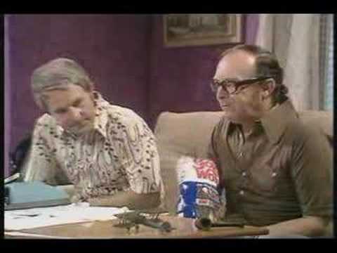 Morecambe & Wise - Eric Eating Crisps