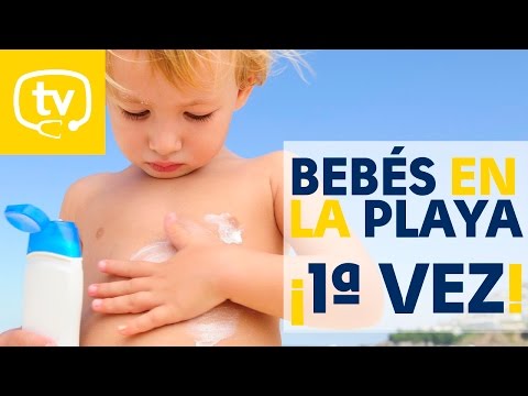 Bebés en la playa por primera vez