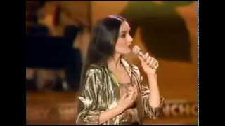 Crystal Gayle - Turning away