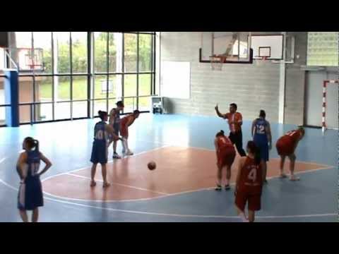 Pío XII, 64 - Universitario Ourense, 75 (1ª Autonómica)